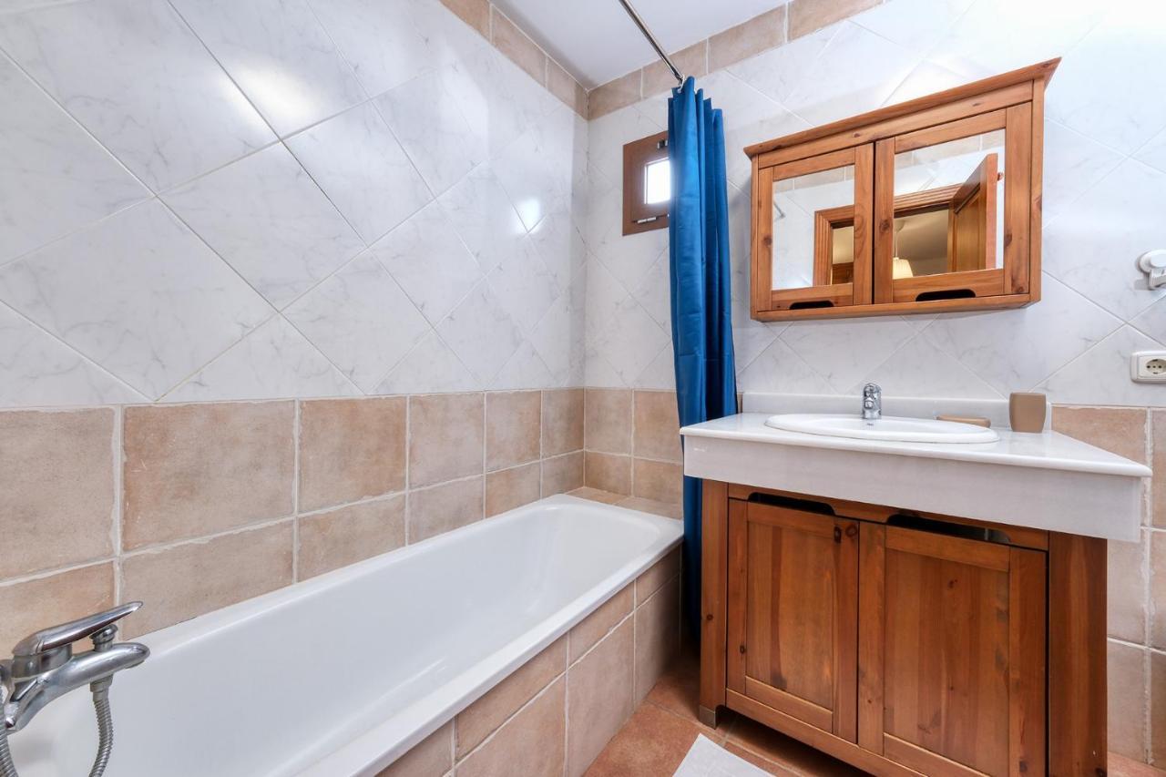 Вілла Casa Elin-Shared Pool, Fast Wifi Коста-Тегісе Екстер'єр фото