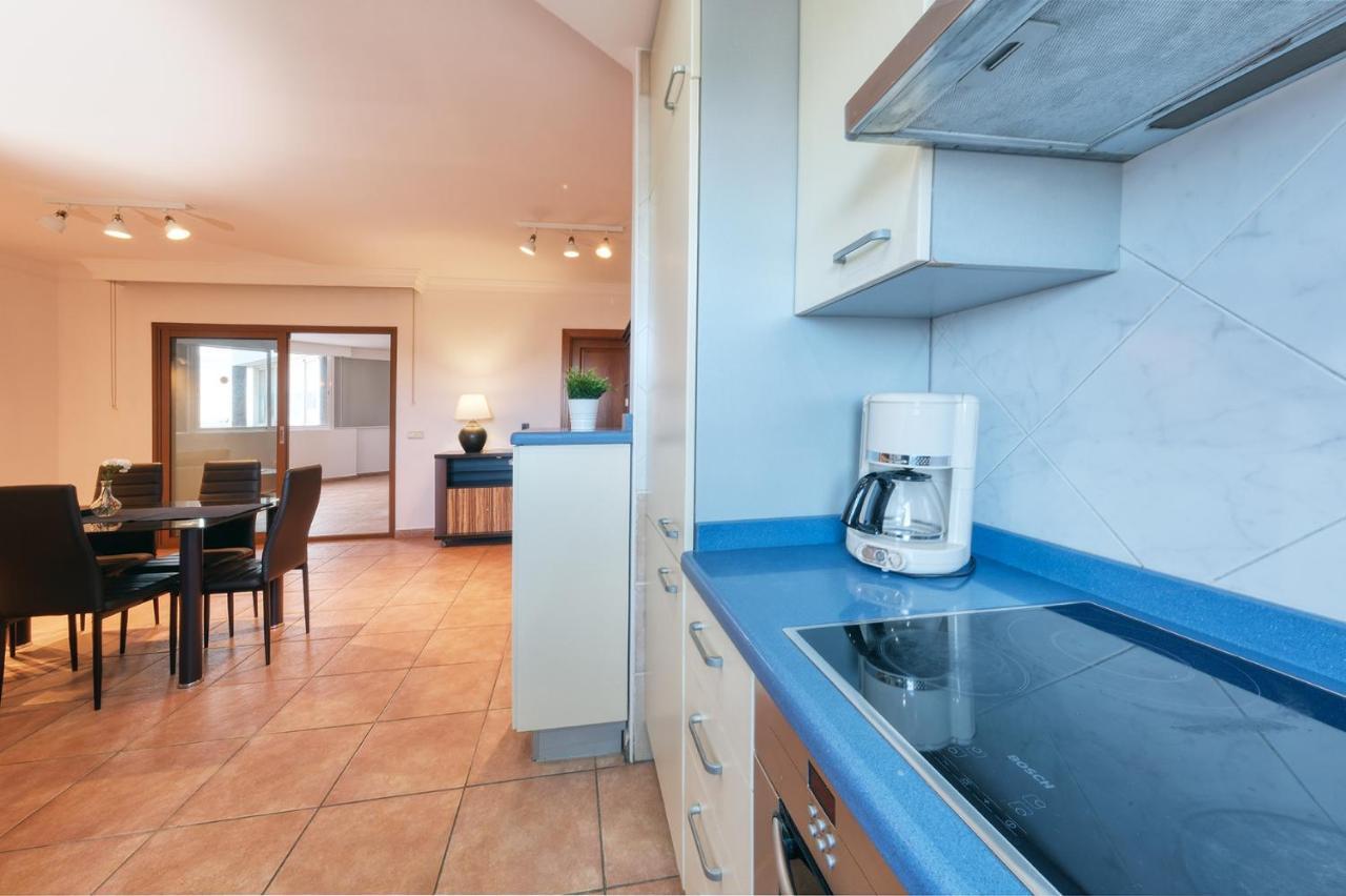Вілла Casa Elin-Shared Pool, Fast Wifi Коста-Тегісе Екстер'єр фото